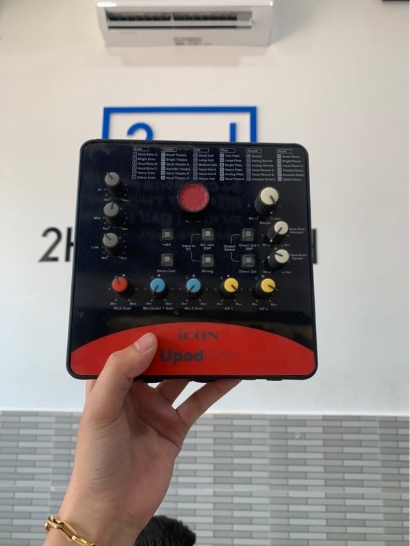 Soundcard Icon Upod Pro - Màu đen đỏ - Ngoại hình: 98% - Fullbox