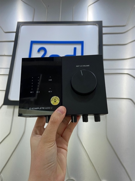 Soundcard Komplete Audio 2 - Màu đen - Ngoại hình: 98% - Fullbox