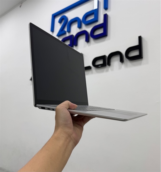 Surface Laptop 3 - Ryzen 5 Microsoft Surface (R) Edition - Ram 8/128GB SSD (94%) - Pin 77% - Màu bạc - Ngoại hình 97% - Màn ám bản lề hơi lỏng - Kèm sạc 1