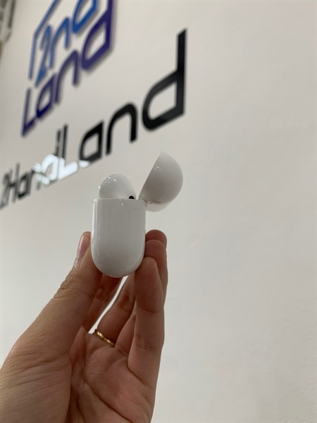 Tai nghe Airpod Pro 1 - Màu trắng - Ngoại hình: 98% - Body 2