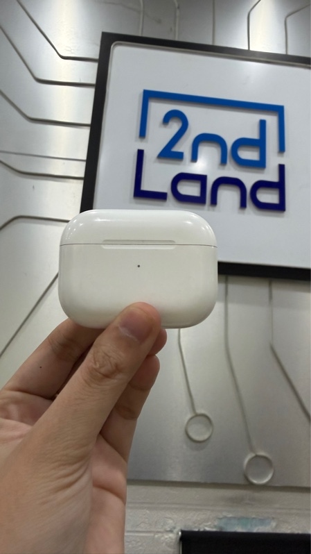 Tai nghe Airpod Pro 2 Type C - Màu trắng - Ngoại hình: 97% - Xước thân - Body