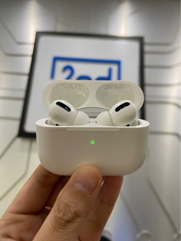 Tai nghe Airpod Pro Gen 1 - Màu trắng - Ngoại hình: 97% - Mất tìm, xước Thân - Body