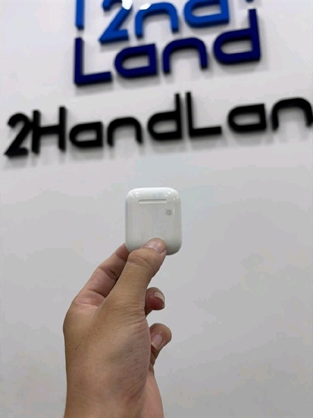 Tai nghe Airpods 1 - Màu trắng - Ngoai hình 96% - pin chai - Body ( SẢN PHẨM KHÔNG BẢO HÀNH )