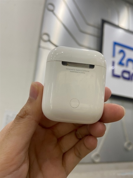 Tai nghe Airpods 1 - Màu trắng - Ngoại hình: 98% - Body 3