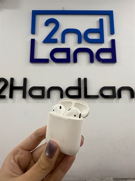 Tai nghe Airpods 2 - Màu trắng - Ngoại hình 96% - Case trầy , tai trầy - Body 2