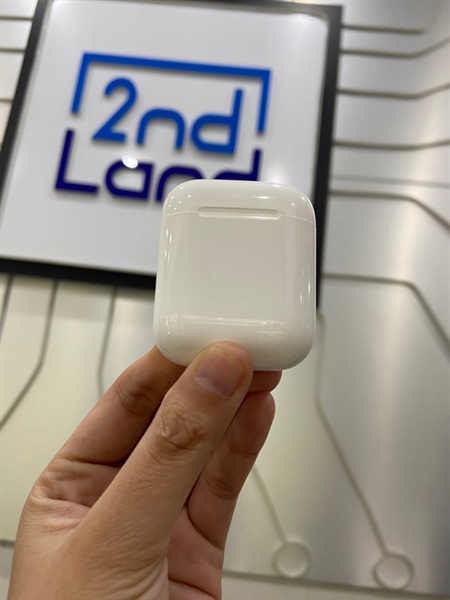 Tai nghe Airpods 2 - Màu trắng - Ngoại hình: 97% - 2 tai trầy - Body