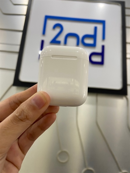 Tai nghe Airpods 2 - Màu trắng - Ngoại hình: 97% - Cấn vỏ - Body