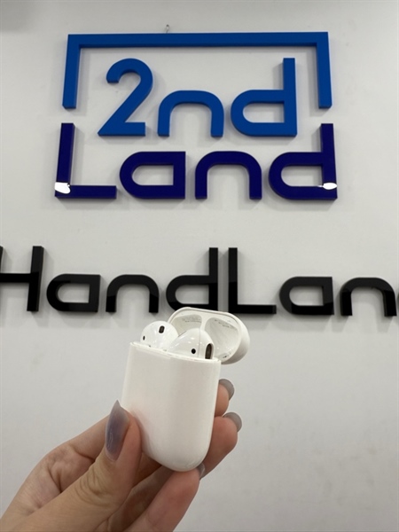 Tai nghe Airpods 2 - Màu trắng - Ngoại hình 97% - Case trầy , tai ố - Body 2