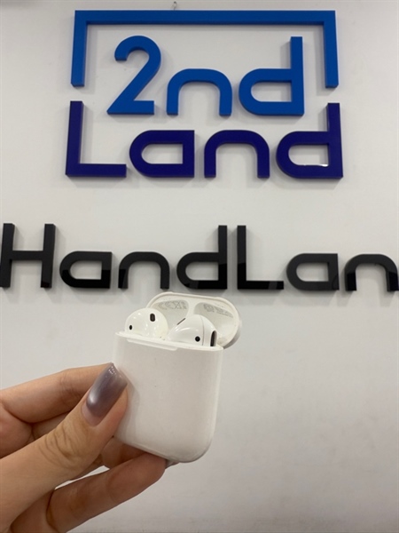 Tai nghe Airpods 2 - Màu trắng - Ngoại hình 97% - Case trầy , tai ố - Kèm Box 3
