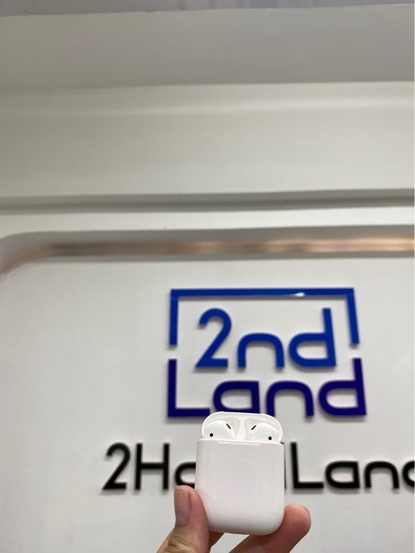 Tai nghe airpods 2 - Màu trắng - Ngoại hình 97% - Hở bản lề nhẹ - Body