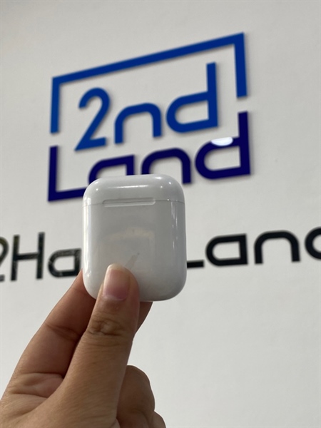 Tai nghe Airpods 2 - Màu trắng - Ngoại hình 97% - Nứt nhẹ tai - Body