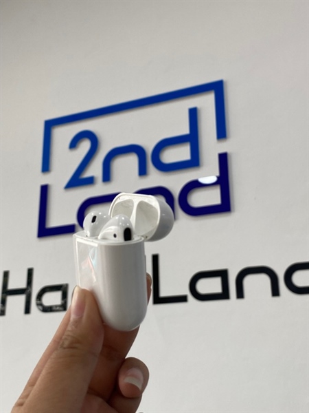 Tai nghe Airpods 2 - Màu trắng - Ngoại hình 97% - Nứt nhẹ tai - Body 2