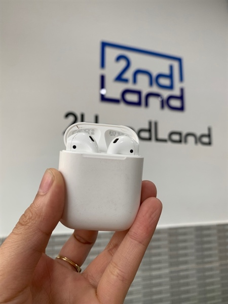 Tai nghe Airpods 2 - Màu trắng - Ngoại hình: 97% - Trầy xướt - Box 1