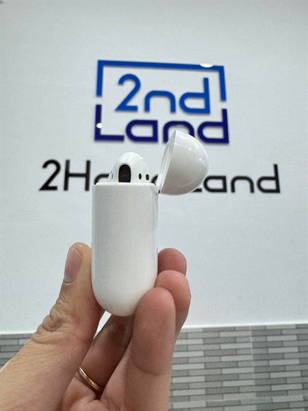Tai nghe Airpods 2 - Màu trắng - Ngoại hình: 98% - Body 12