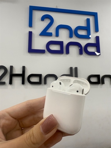 Tai nghe Airpods 2 - Màu trắng - Ngoại hình 98% - Tai ố nhẹ - Body 2