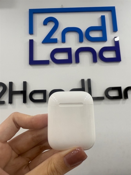 Tai nghe Airpods 2 - Màu trắng - Ngoại hình 98% - Tai trái cấn nhẹ - Body