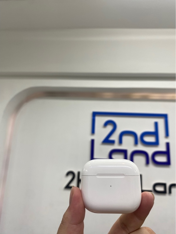 Tai nghe Airpods 3 - Màu trắng - Ngoại hình 97.5% - Body