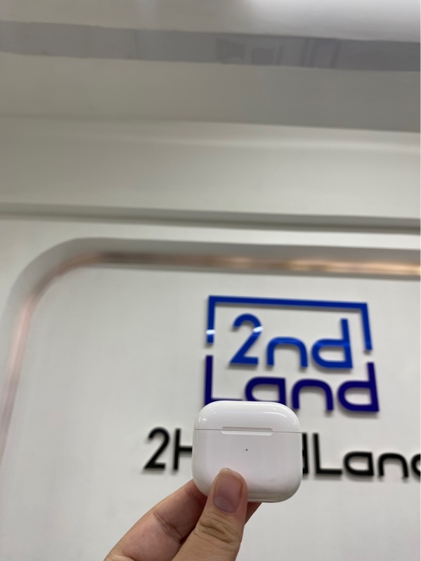 Tai nghe Airpods 3 - Màu trắng - Ngoại hình 97,5% - FullBox