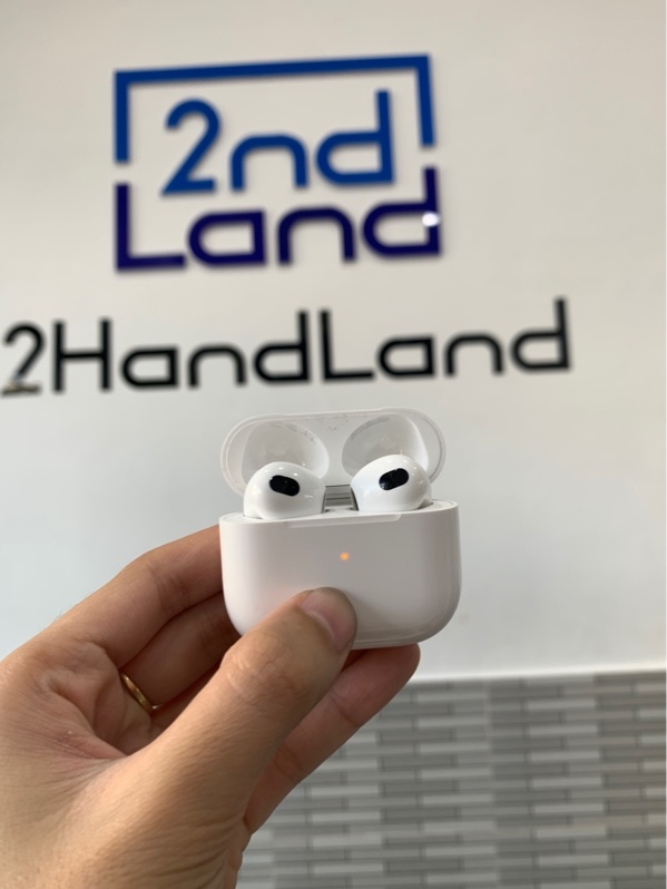Tai nghe Airpods 3 - Màu trắng - Ngoại hình: 97% - Box