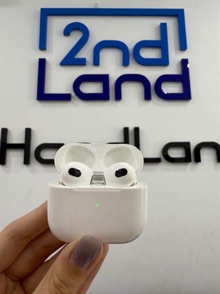 Tai nghe Airpods 3 - Màu trắng - Ngoại hình 97% - Case trầy , tai nghe ố nhiều - Body 1