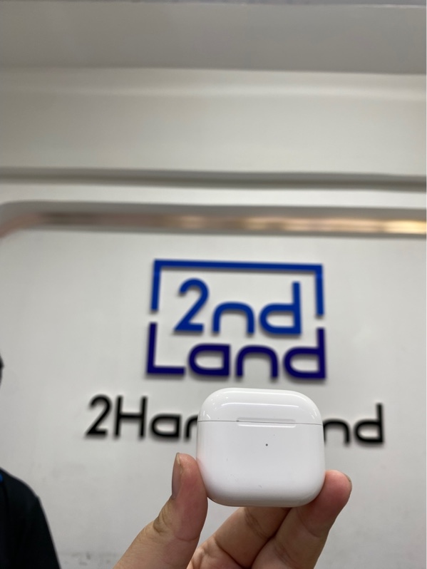 Tai nghe Airpods 3 - Màu trắng - Ngoại hình 97% - Đã thay tai phải - Body