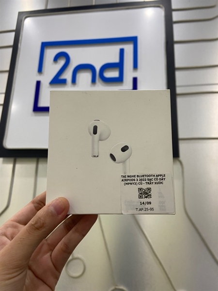 Tai nghe Airpods 3 - Màu trắng - Ngoại hình: 97% - Kèm Box