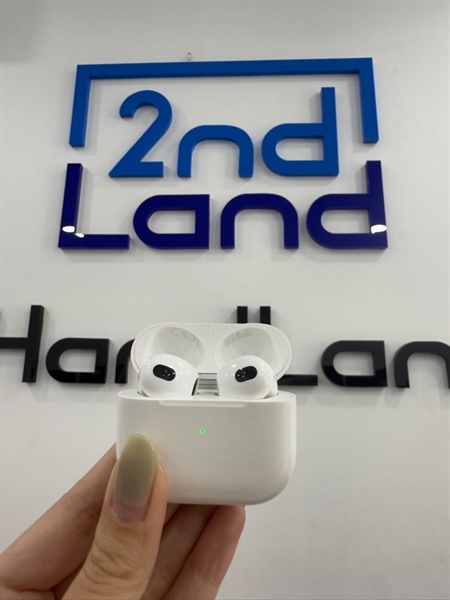 Tai nghe Airpods 3 - Màu trắng - Ngoại hình 97% - mất tìm - kèm sạc 1