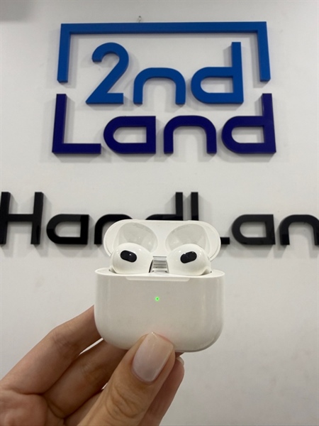 Tai nghe Airpods 3 - Màu trắng - Ngoại hình 97% - Ố nhẹ , trầy , mất tìm - Body 1