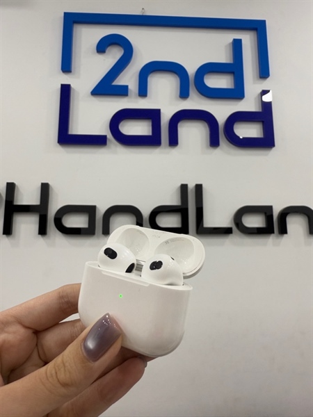 Tai nghe Airpods 3 - Màu trắng - Ngoại hình 97% -trầy case , tai trầy nhẹ - Body 2