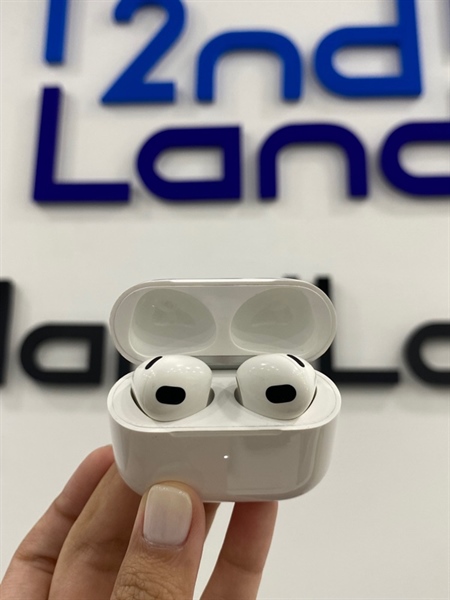 Tai nghe Airpods 3 - Màu trắng - Ngoại hình 98% - Body 29