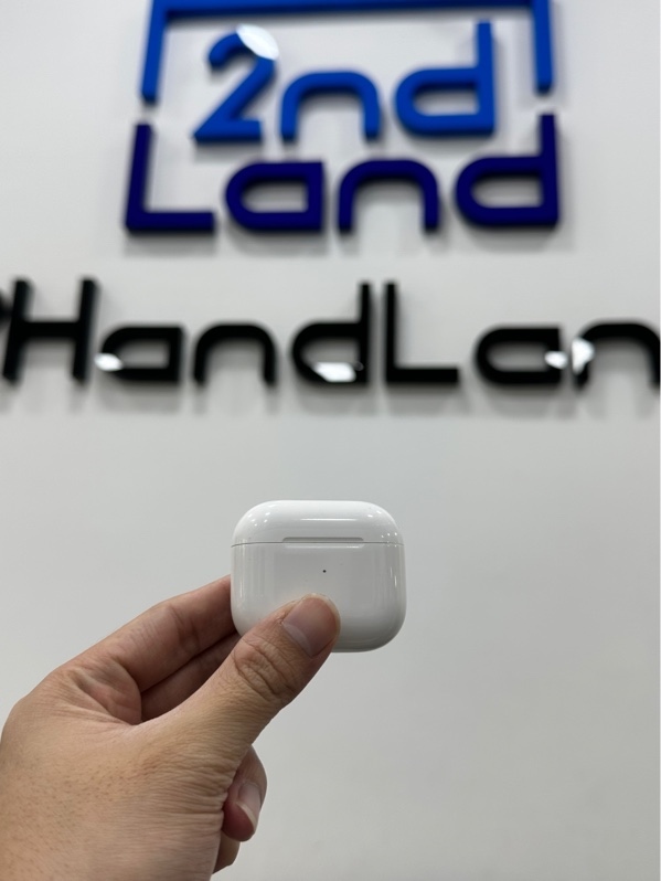 Tai nghe Airpods 3 - Màu trắng - Ngoại hình 98% - Kèm cáp sạc LK