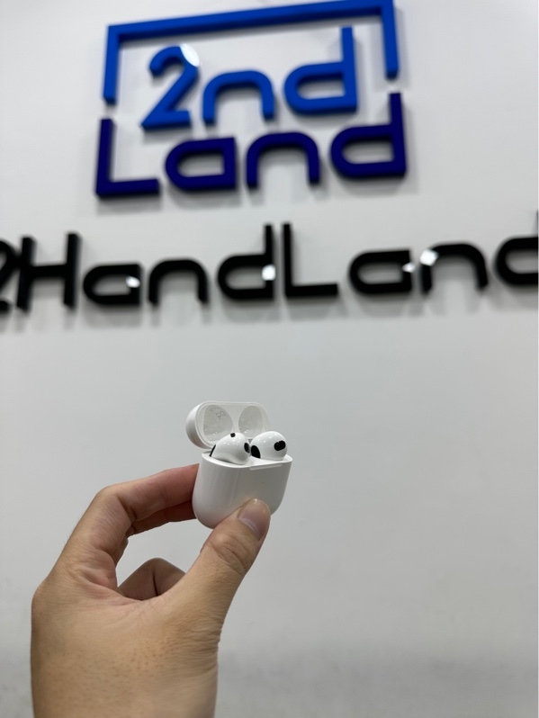 Tai nghe Airpods 3 - Màu trắng - Ngoại hình 98% - Mất tìm - Kèm sạc