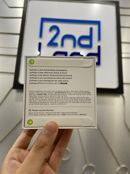 Tai nghe Airpods 4 - ANC - Màu trắng - Newseal 1