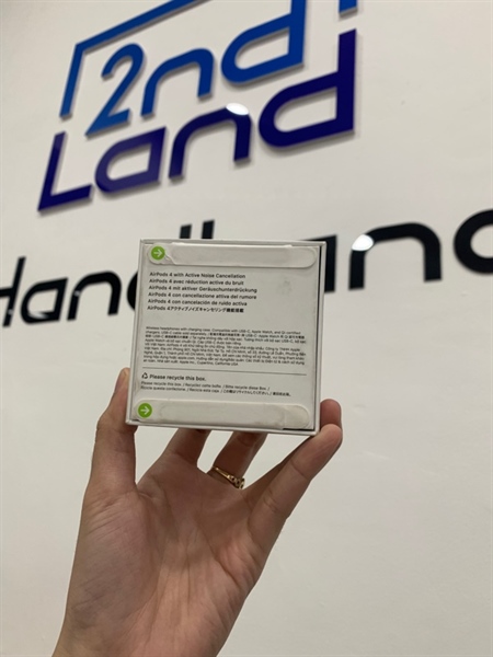 Tai nghe Airpods 4 ANC - Màu trắng - Newseal 1