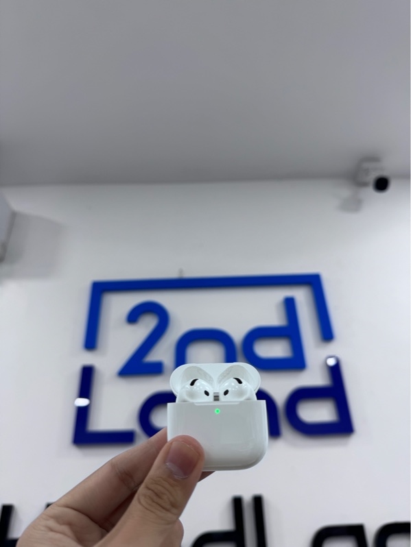 Tai nghe Airpods 4 ANC - Màu trắng - Ngoại hình 97,5% - Case xước nhẹ - Body