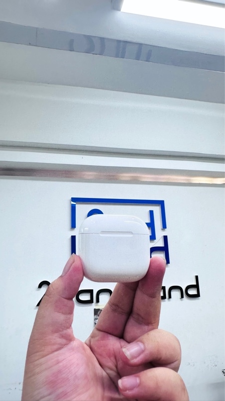 Tai nghe Airpods 4 anc - Màu trắng - Ngoại hình 97.5% - Kèm box