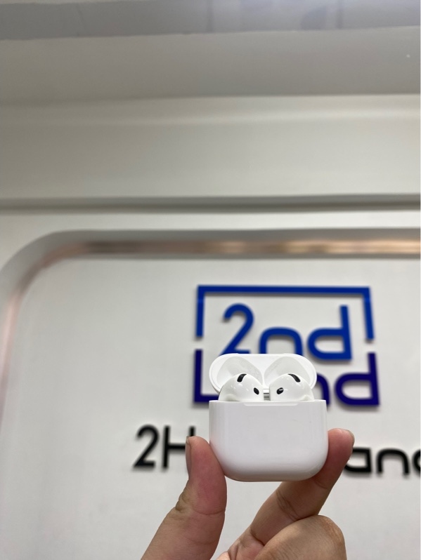 Tai nghe AirPods 4 ANC - Màu trắng - Ngoại hình 97.5% - Mất tìm - Body