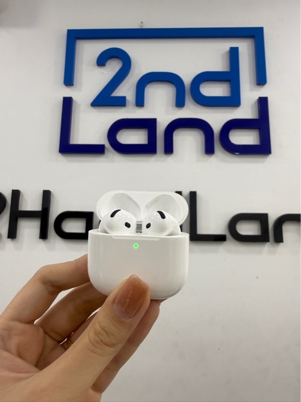 Tai nghe Airpods 4 ANC - Màu trắng - Ngoại hình 97% - Body