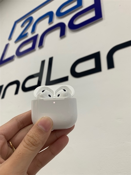 Tai nghe Airpods 4 ANC - Màu trắng - Ngoại hình: 97% - Box - Còn bảo hành 09/2026 1