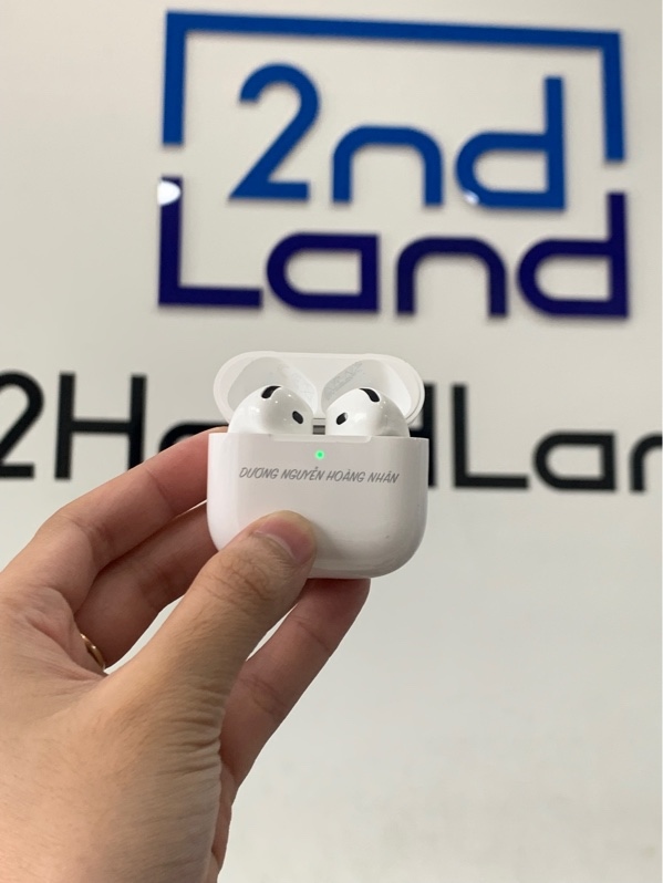 Tai nghe Airpods 4 anc - Màu trắng - Ngoại hình: 97% - Có khắc tên - Body