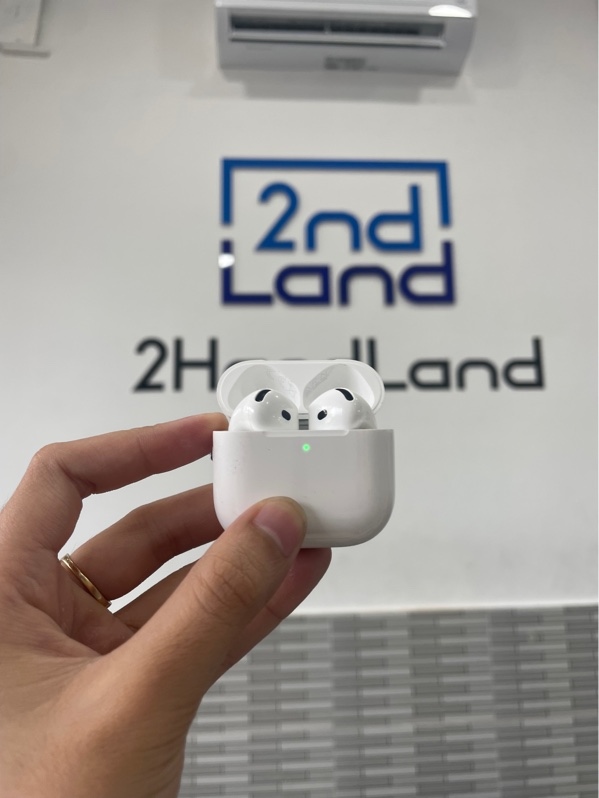 Tai nghe Airpods 4 anc - Màu trắng - Ngọai hình: 97% - Dính keo - Box