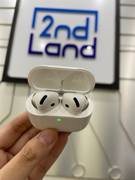 Tai nghe Airpods 4 - ANC - Màu trắng - Ngoại hình: 97% - Trầy dăm - Kèm Box - Còn bảo hành hãng đến 17/08/2026 2