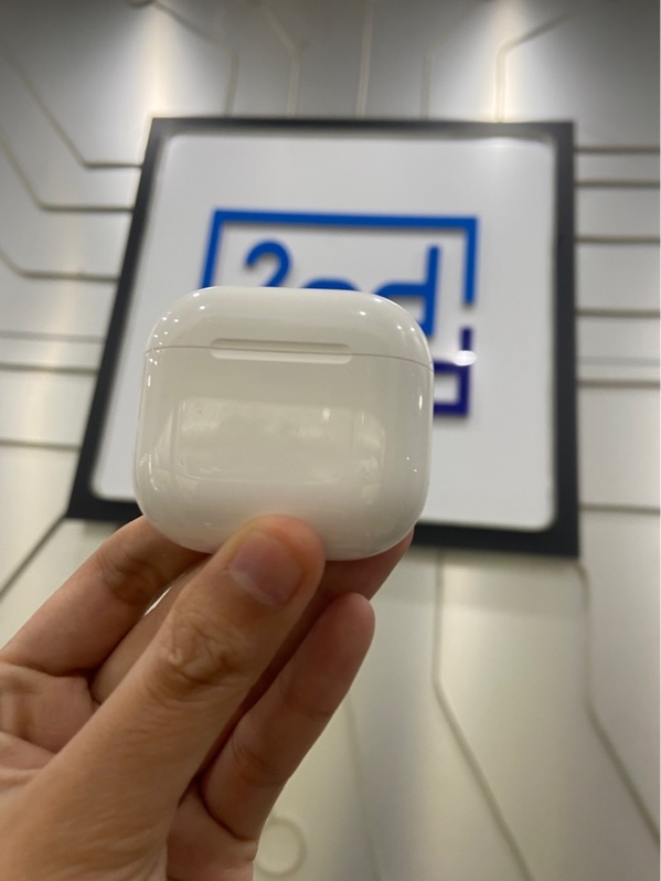 Tai nghe Airpods 4 - ANC - Màu trắng - Ngoại hình: 98% - Kèm Box