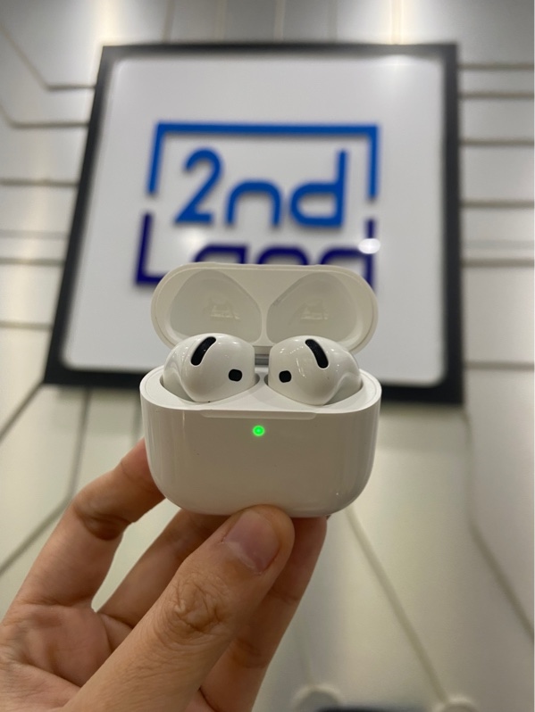 Tai nghe Airpods 4 - ANC - Màu trắng - Ngoại hình: 98% - Kèm Box