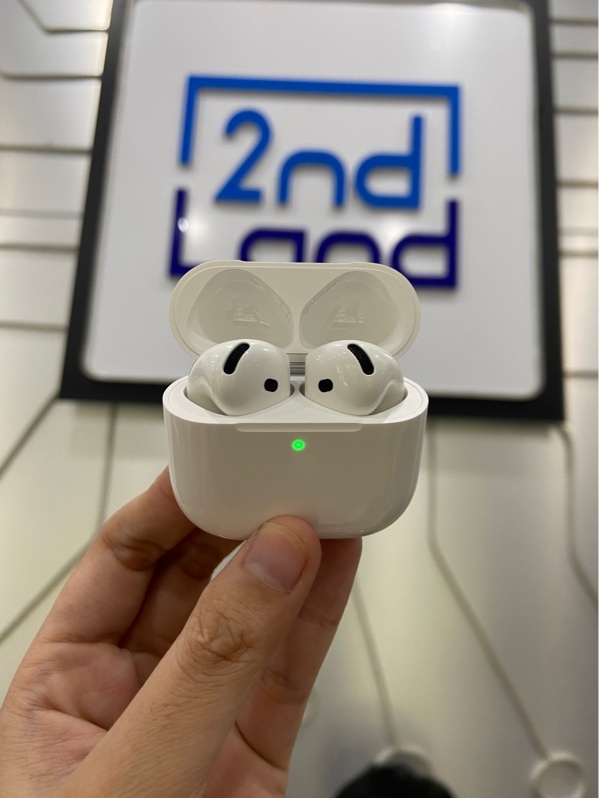 Tai nghe Airpods 4 - ANC - Màu trắng - Ngoại hình: 98% - Kèm Box - Còn bảo hành 28/8/2026