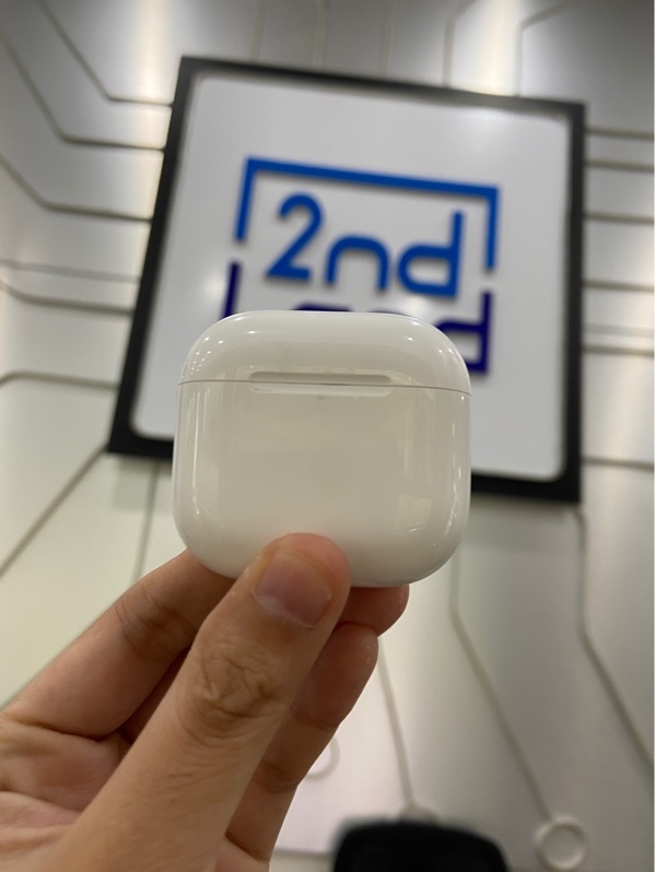 Tai nghe Airpods 4 - ANC - Màu trắng - Ngoại hình: 98% - Mất tìm - Body - Còn bảo hành hãng tới 29/01/2027