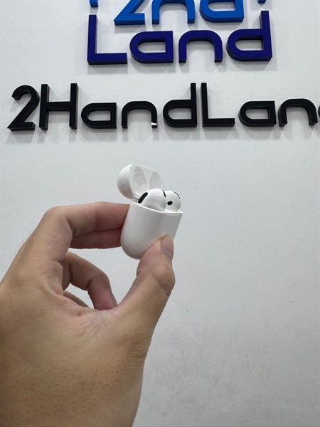 Tai nghe Airpods 4 - Bản ANC - Màu trắng - Ngoại hình 97.5% - Fullbox 2