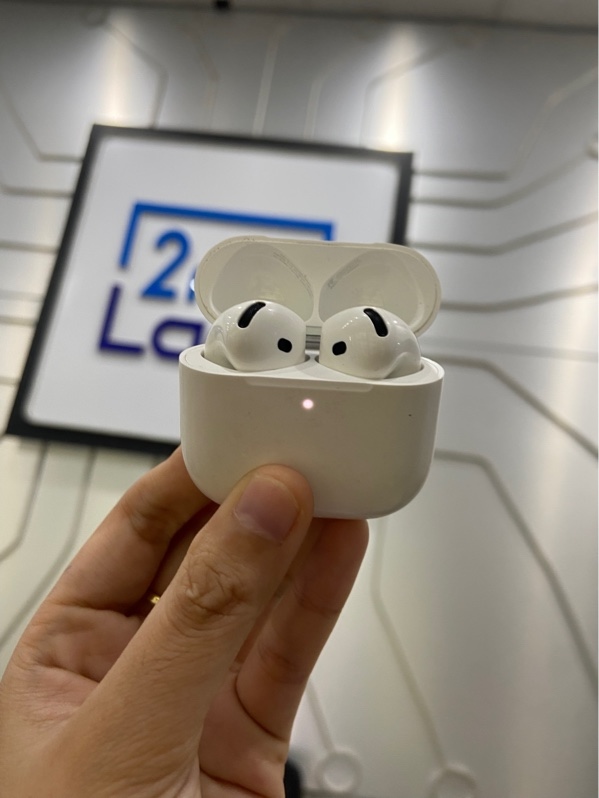 Tai nghe Airpods 4 - Bản ANC - Màu trắng - Ngoại hình: 97% - Body