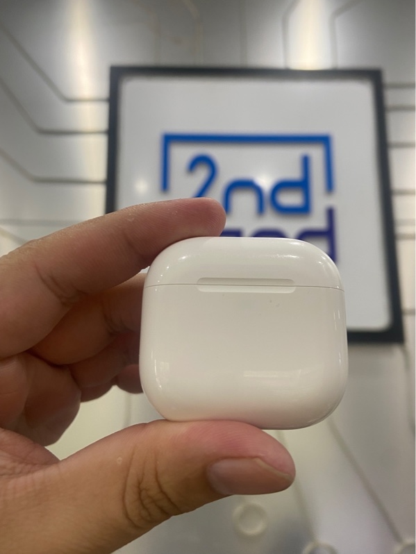 Tai nghe AirPods 4 - Bản ANC - Màu trắng - Ngoại hình: 97% - Xước dăm hộp - Body