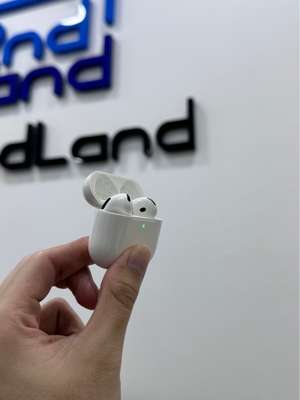 Tai nghe Airpods 4 - Bản ANC - Màu trắng - Ngoại hình 98% - Fullbox